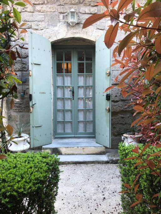 Ulysse, Appartement Spacieux Au Centre Historique D'Uzes En Rez-De-Chaussee Avec Exterieur, Proche Parking Des Marroniers المظهر الخارجي الصورة