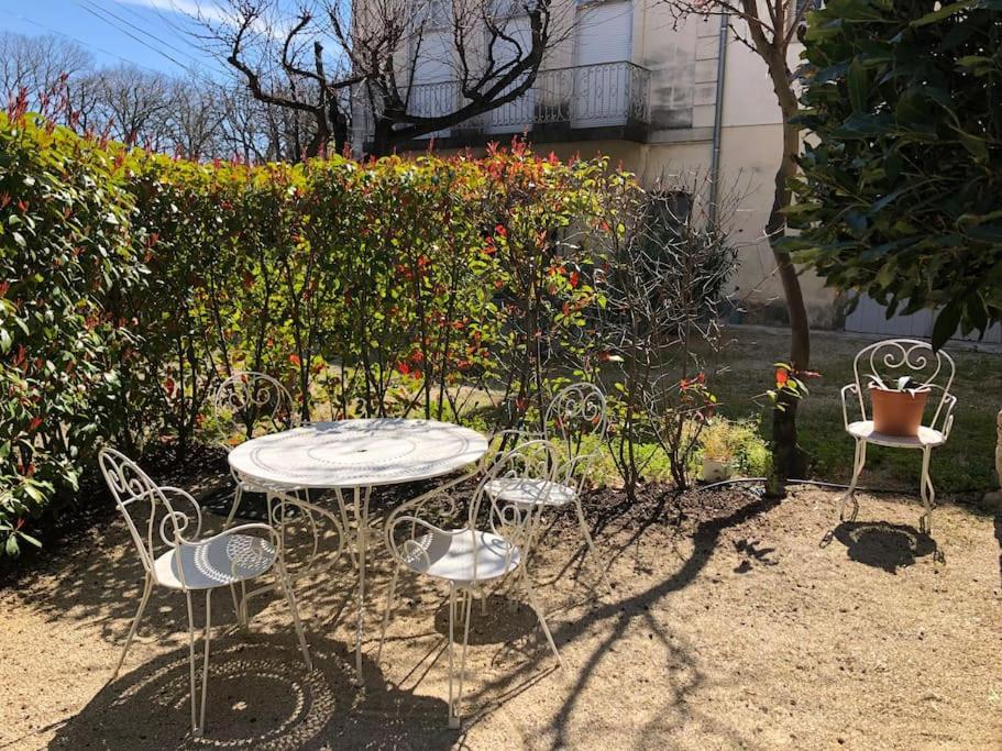 Ulysse, Appartement Spacieux Au Centre Historique D'Uzes En Rez-De-Chaussee Avec Exterieur, Proche Parking Des Marroniers المظهر الخارجي الصورة